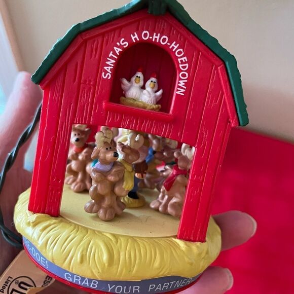 Hallmark Keepsake Santa’s Ho Ho Hoedown Magic Ornament - Picture 9 of 11